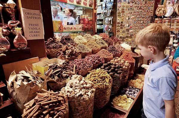 Soco de las especias en mercado de Dubai