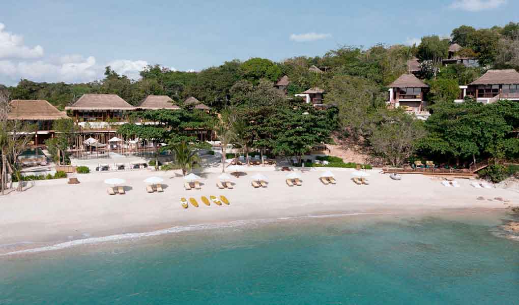 Hotel de lujo en Koh Samui vistas desde la playa fondo naturaleza