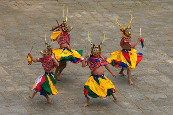 Festivales y danzas en Bután