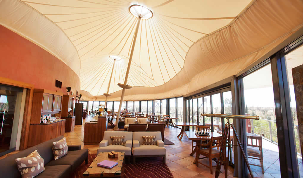 Comedor y zonas comunes luxury lodge of Australia Longitude 131