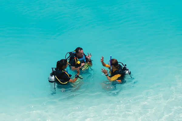 buceo y snorkel en Maldivas habitación Earth Villas hotel Ozen Life Maadho