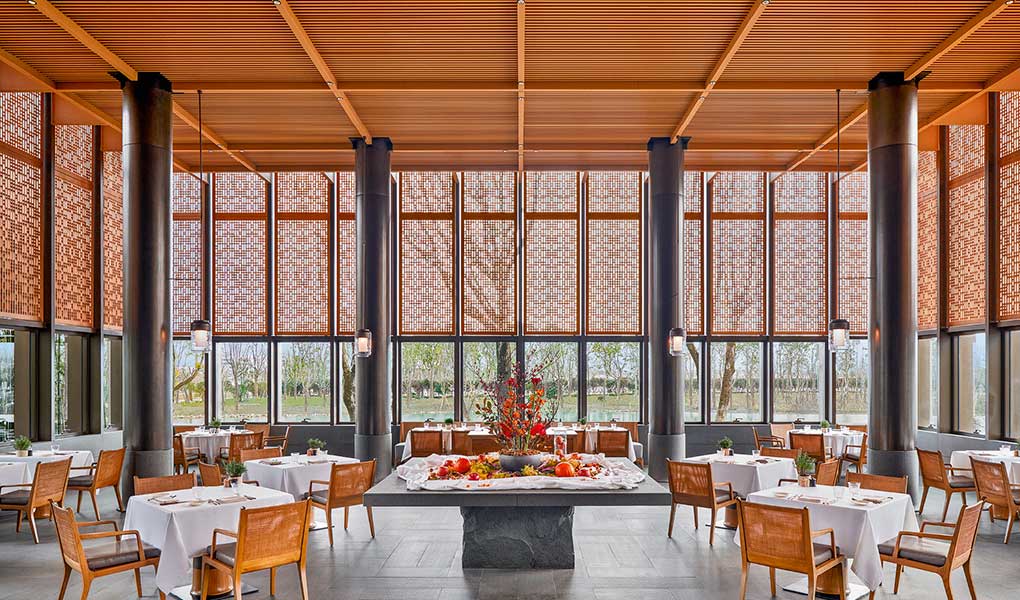Amanyangyun zonas comunes del hotel madera 