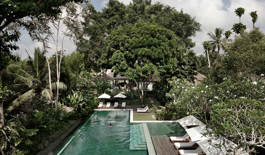 Piscina exterior del hotel COMO Uma Ubud en Indonesia