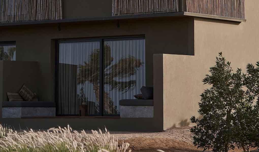 Balcón desde la habitación del hotel