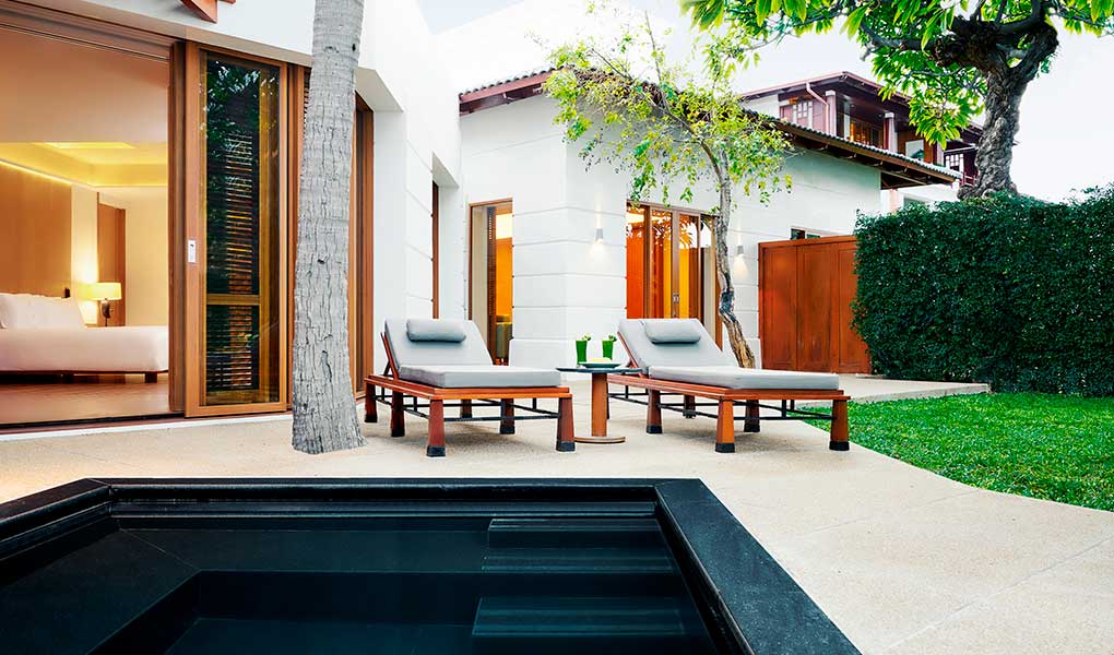 Terraza exterior villa privada resort lujo Tailandia Chiva-Som