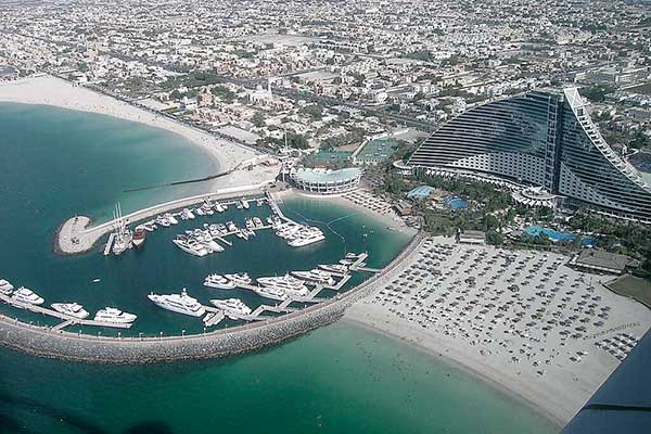 Jumeirah Beach Hotel vista aérea