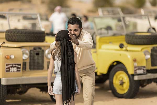 Coche vintage familia dubai
