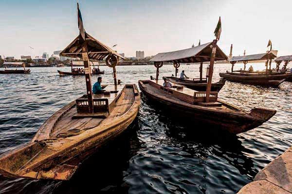 Barcas tradicionales en Dubái