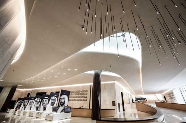 Interior museo de Dubái Etihad Museum