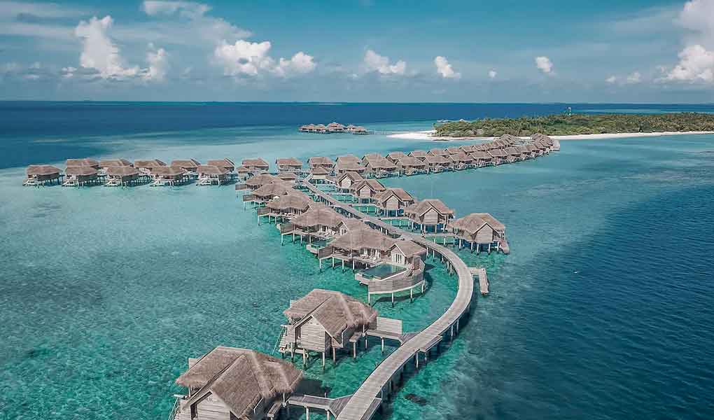 Villas privadas sobre el agua hotel de lujo Vakkaru Maldivas
