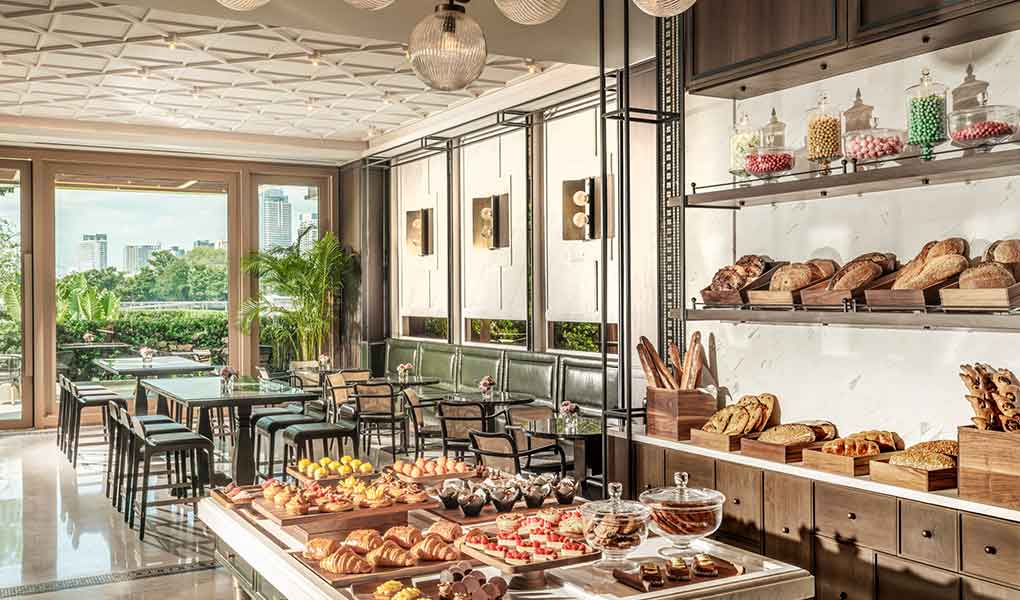 Pastelería y restaurante del hotel