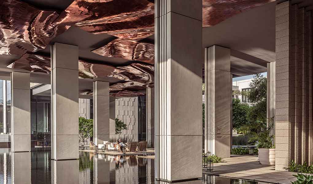 Hall abierto principal del hotel