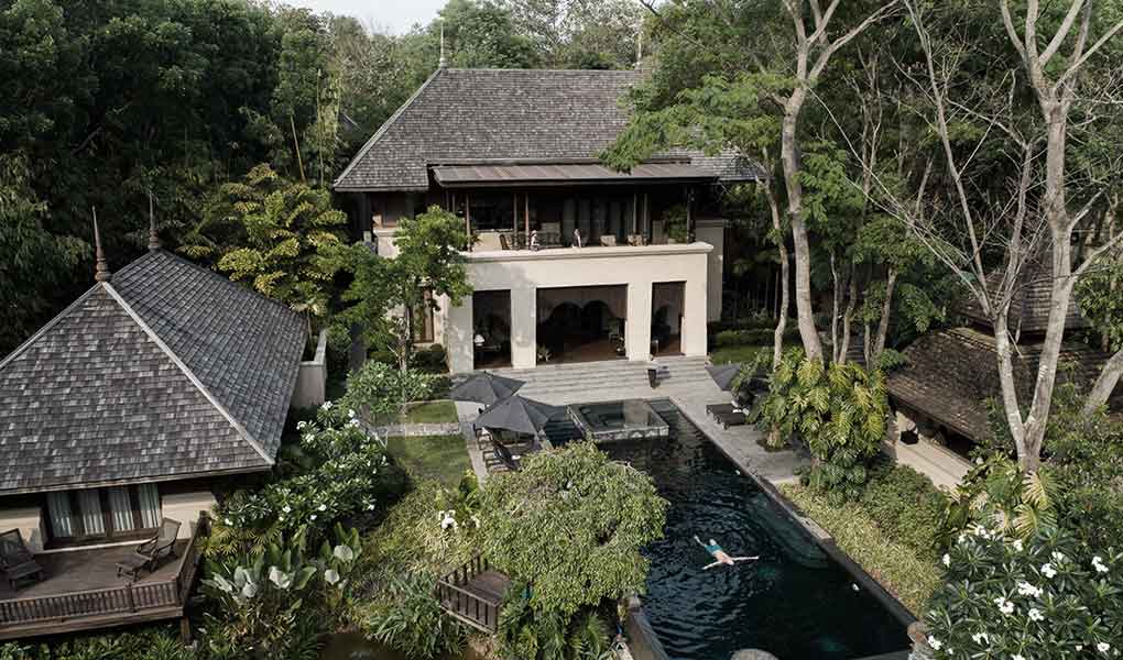 Entrada el hotel Four Seasons Chiang Mai Tailandia