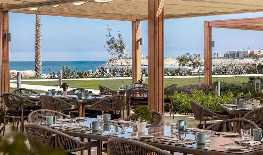 Restaurante exterior del hotel de lujo en Alexandria
