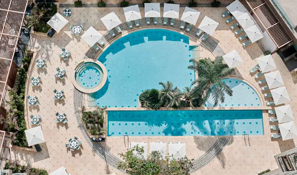 Vistas aéreas de las zonas comunes del hotel Four Seasons Cairo Nile Plaza Egipto