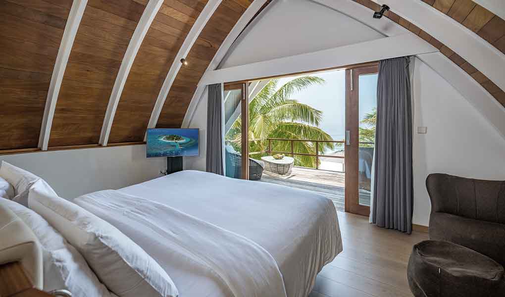 Habitación interior con vistas a la playa