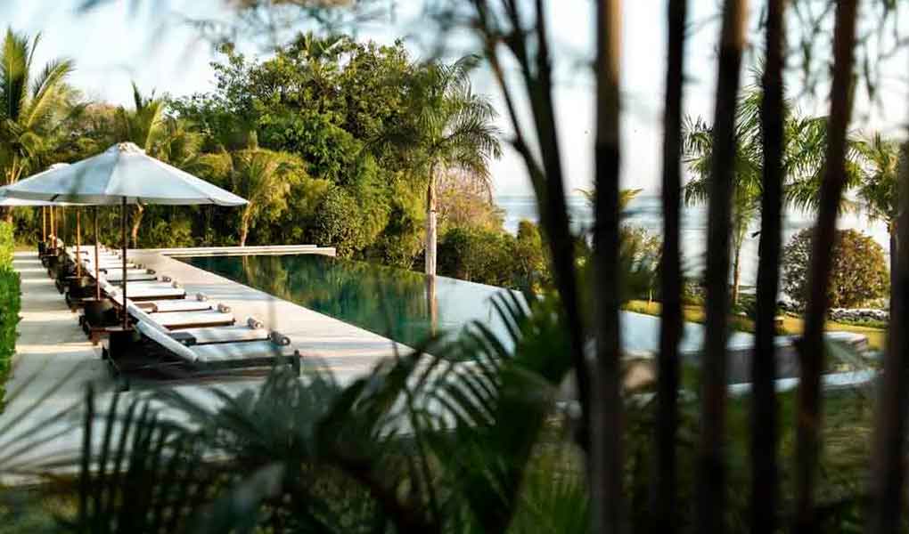 Entrada y recepción hotel en Indonesia The Lombok Lodge Islas Gili