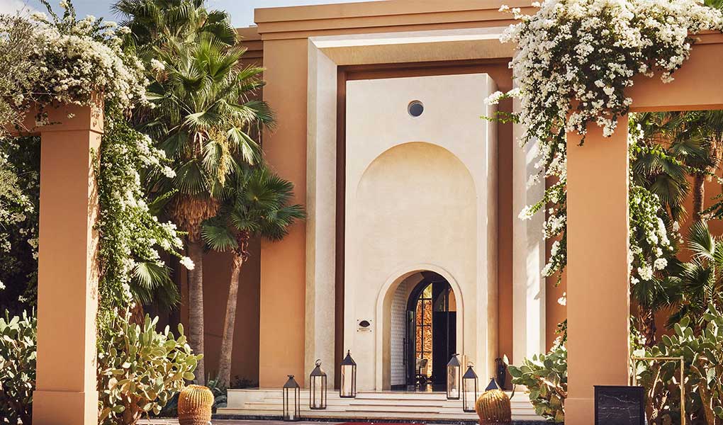 Entrada del hotel lujo Mandarin Oriental Marrakech 