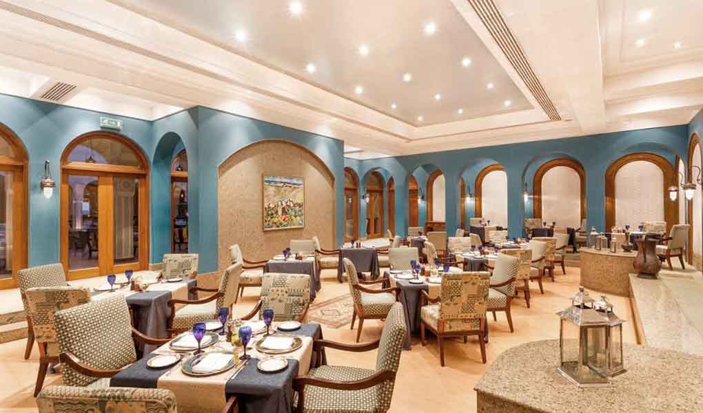 Comedor del hotel de lujo Oberoi Sahl Hasheesh