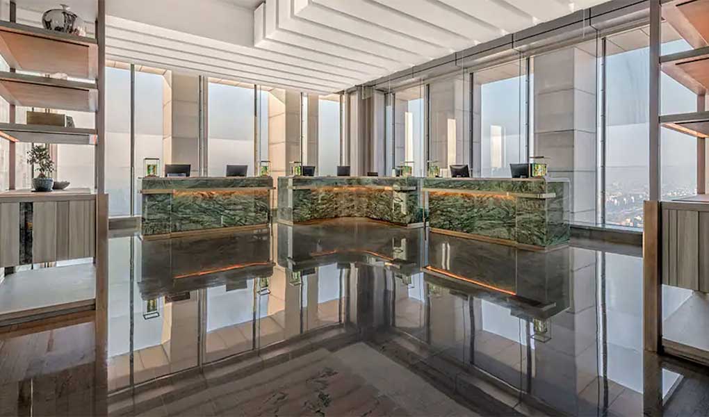 Entrada del hotel de lujo en Pekín Park Hyatt Beijing