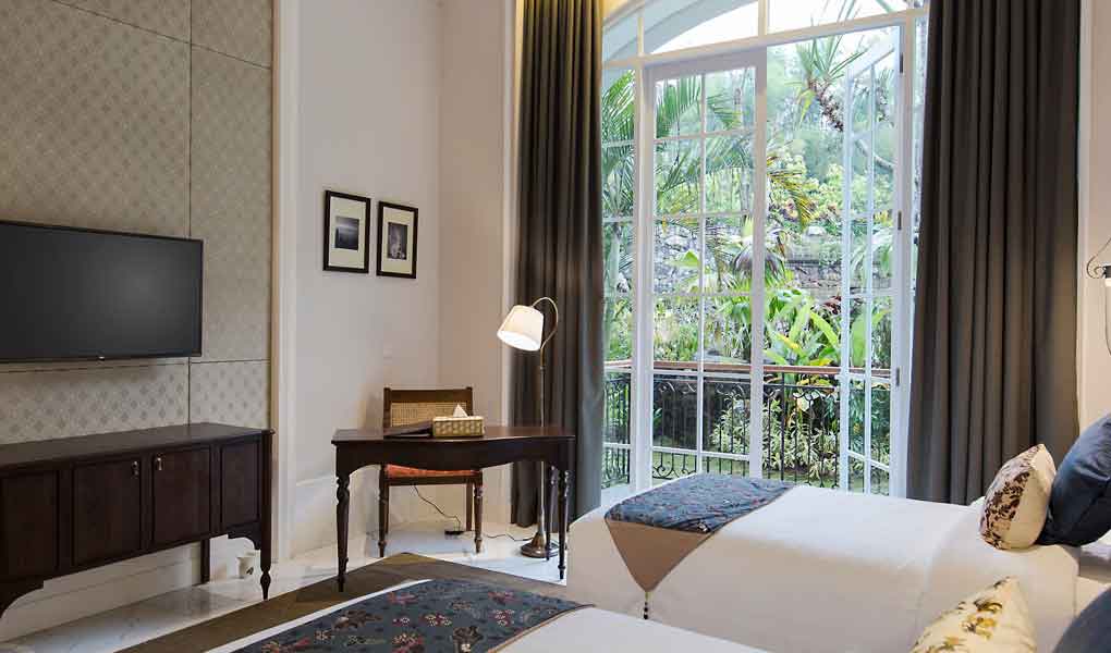 Habitación con vistas a los jardines