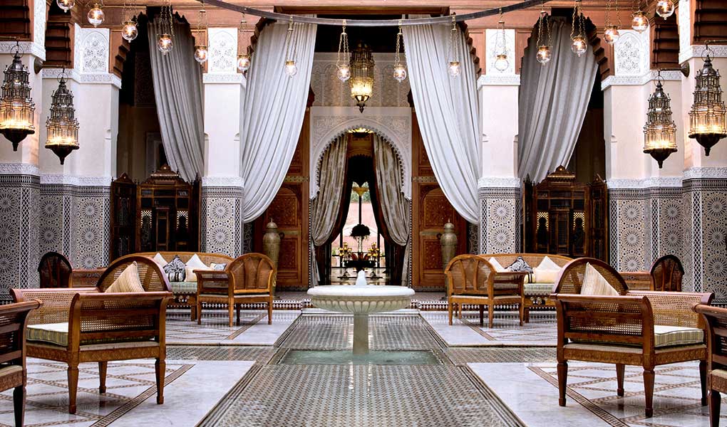 Hall entrada decoraciones locales hotel Marruecos de lujo