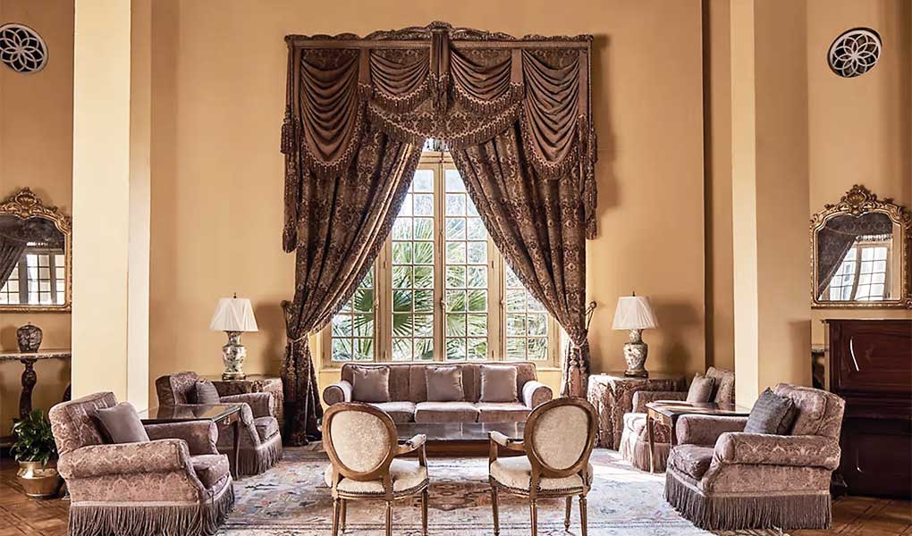 Recepción del hotel de lujo en Luxor en Egipto