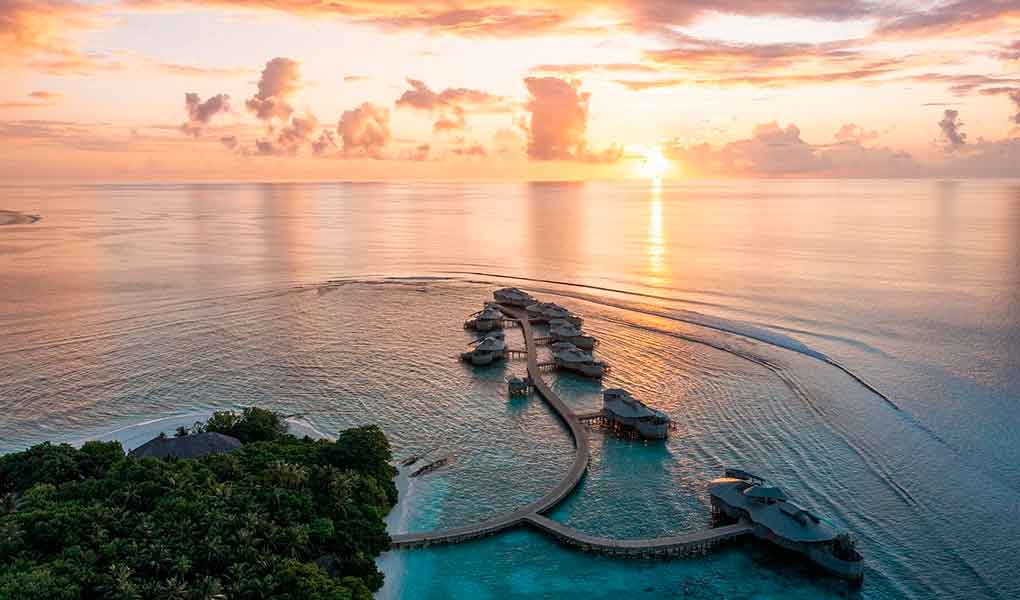 atardecer en Maldivas en hotel Soneva Fushi