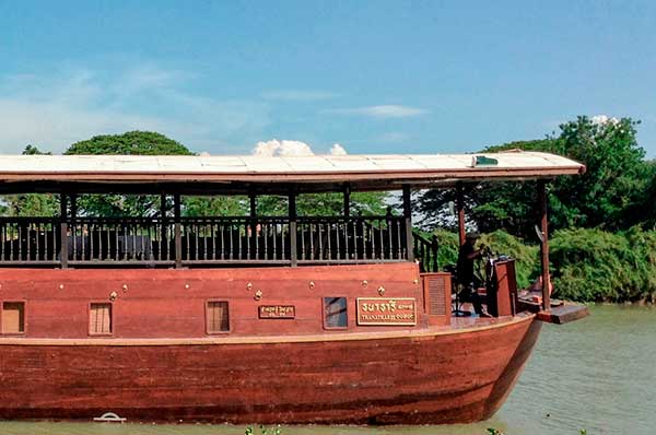 Rice Barge Thanatharee excursión en privado en Bangkok