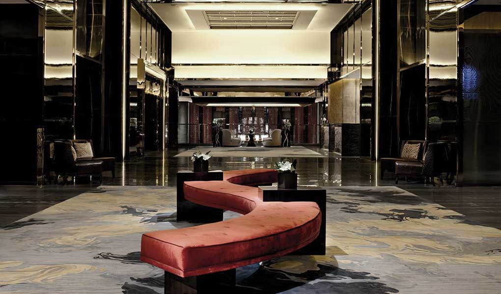 Pieza de arte recepción del hotel