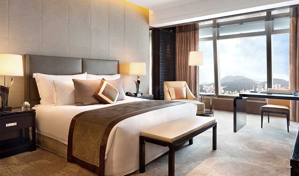 Habitación del hotel The Ritz-Carlton, Hong Kong con vistas a la ciudad