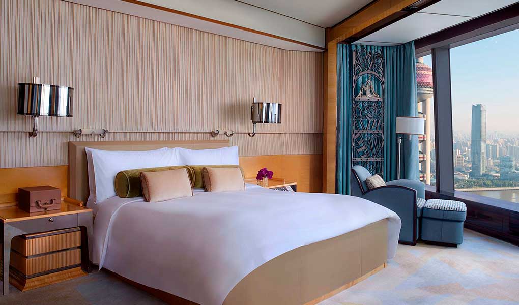 Habitación de lujo del hotel con vistas a la ciudad de Shanghái