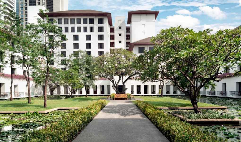 Jardines interiores del hotel Tailandia The Sukhothai Bangkok