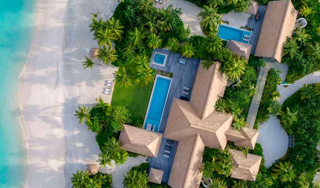 Beach villa del resort