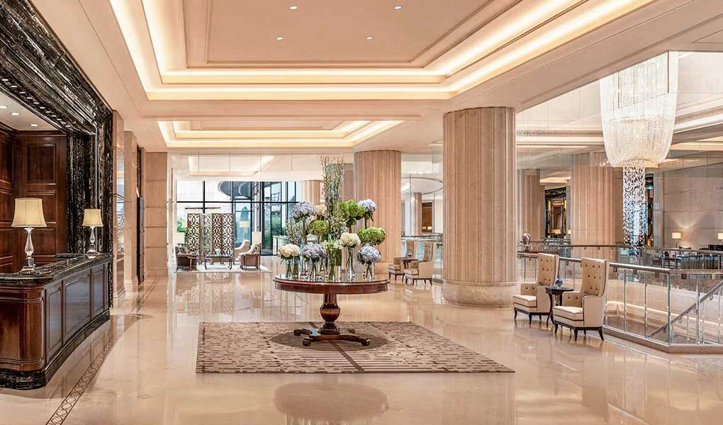 Lobby y recepción del hotel Waldorf Astoria Shanghai
