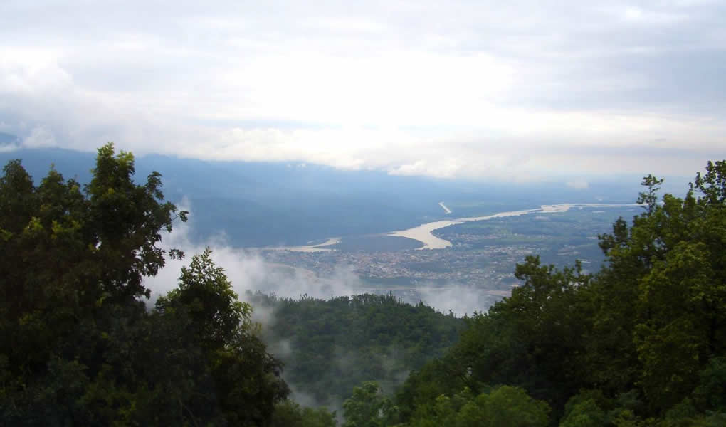 Vistas a Rishikesh desde Ananda in the Himalayas