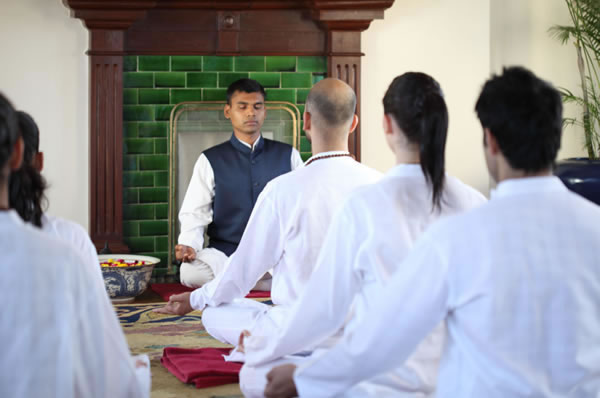 Sesiones de meditación grupales