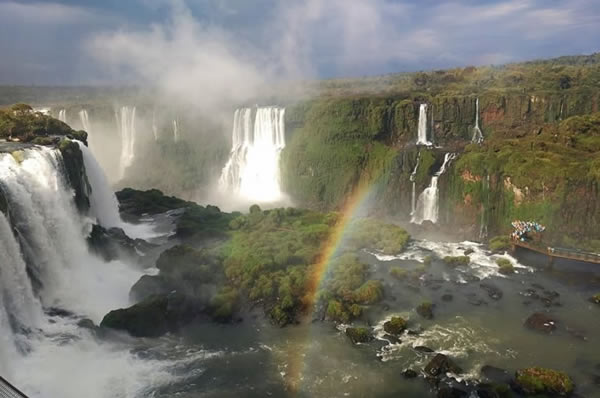 Arcoiris en las cataratas del Iguazú