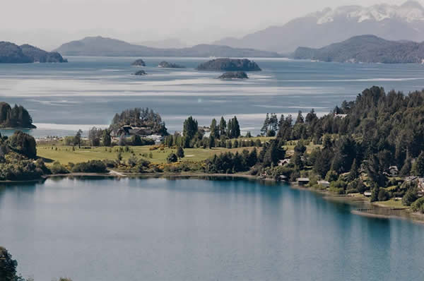 Paisaje de Lagos en Villa la Angostura en Argentina