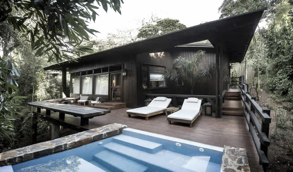 Vista de la villa privada en Awasi Iguazú