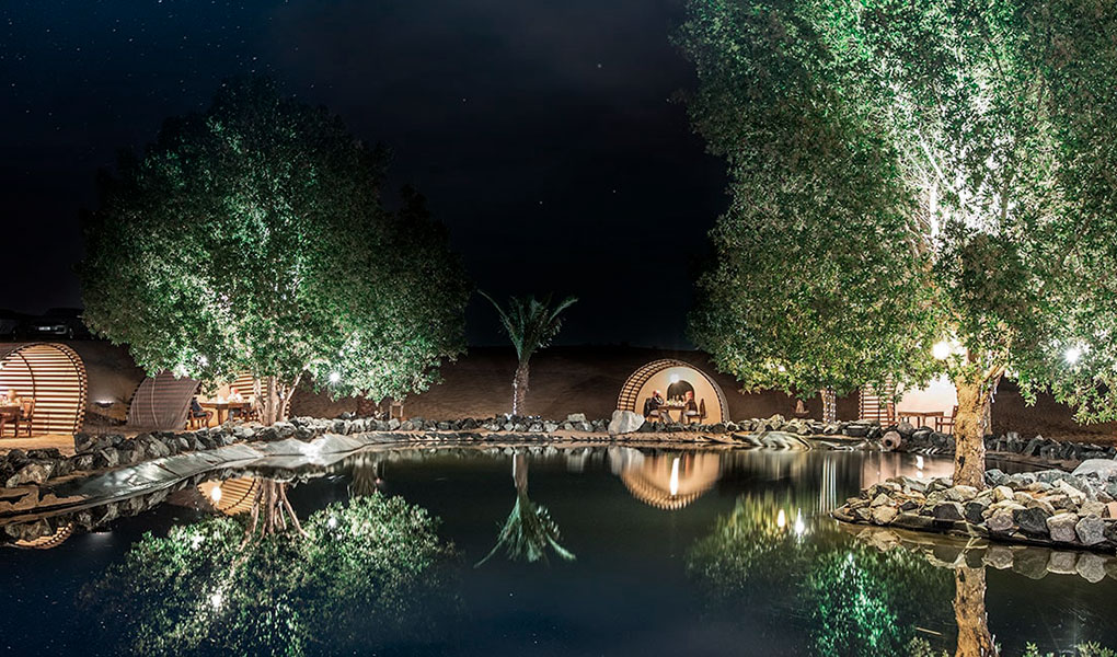 Cena cabana privada por la noche desierto de Dubai