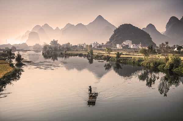 Guilin al atardecer en un viaje a China a medida