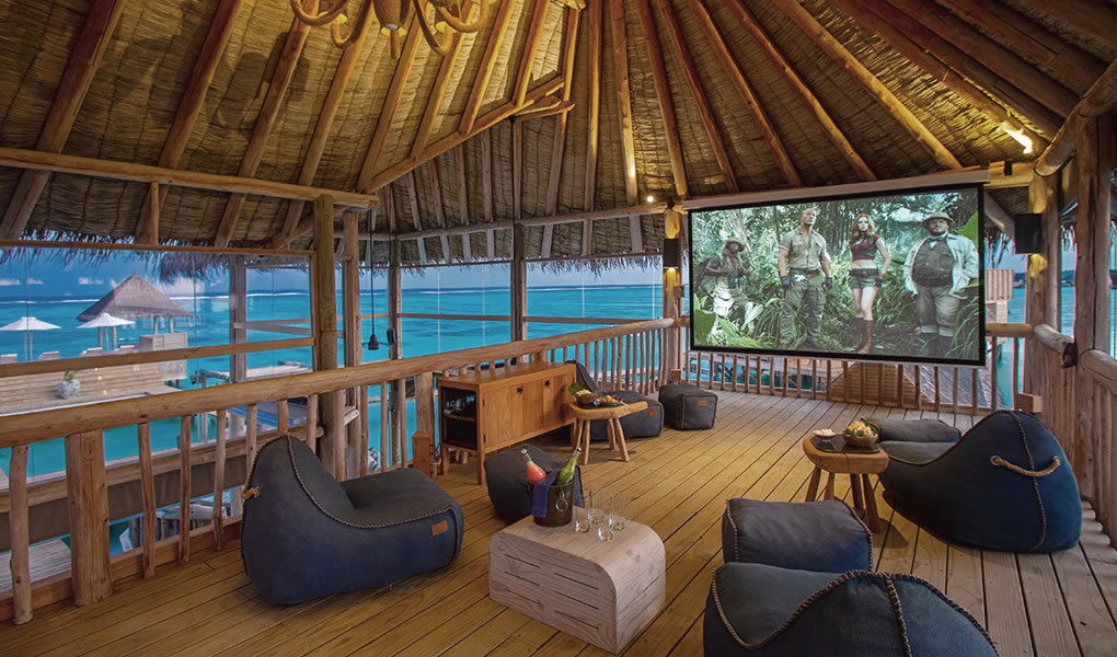 Gili Lankanfushi Maldives cine water villa