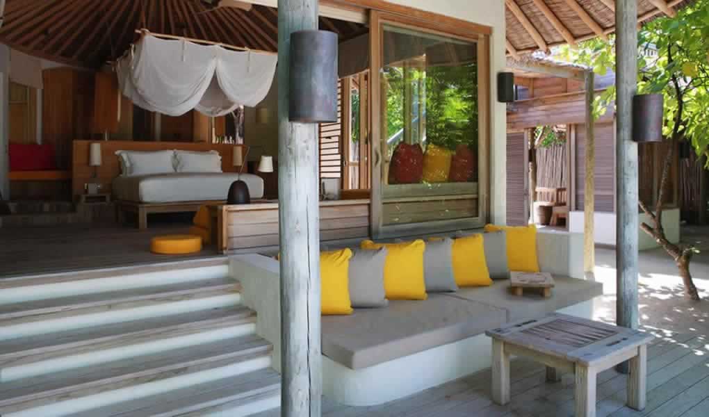 Entrada al Beach Villa en Maldivas hotel Six Senses Laamu