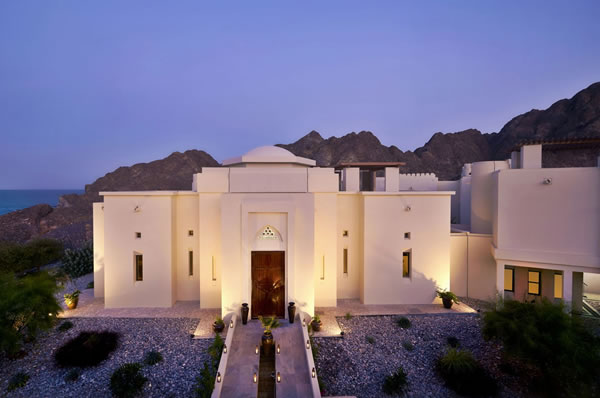 Spa iluminación nocturna Al Bustan Palace Muscat Spa Six Senses
