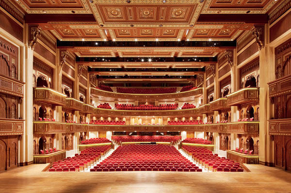 Opera House Omán interior