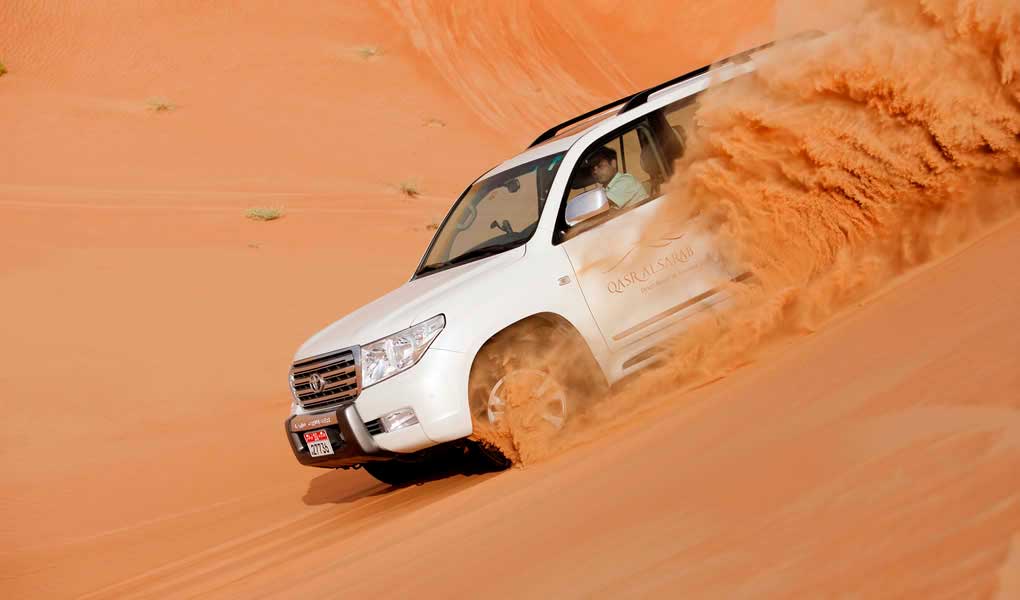 Excursión todoterreno desierto Abu Dhabi Qasr Al Sarab Desert Resort