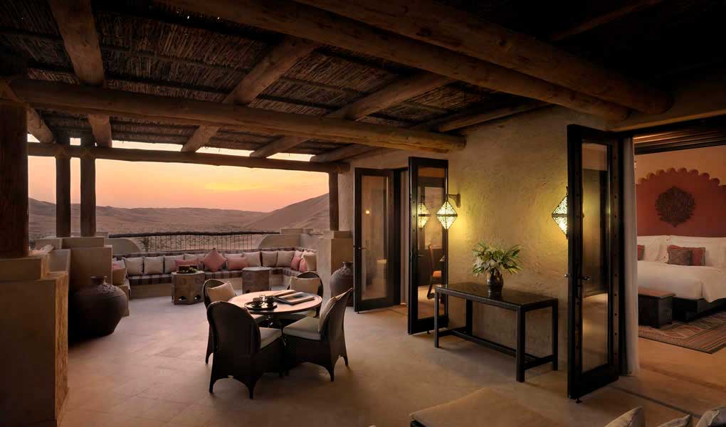 Vistas desde la terraza Qasr Al Sarab Desert Resort
