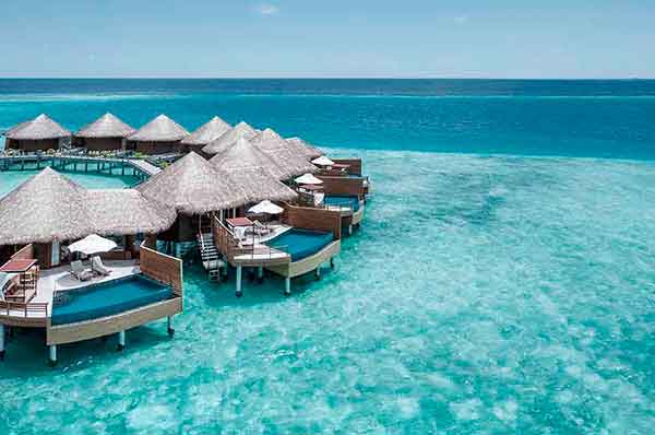 Villas sobre el agua en Maldivas en el Hotel Baros