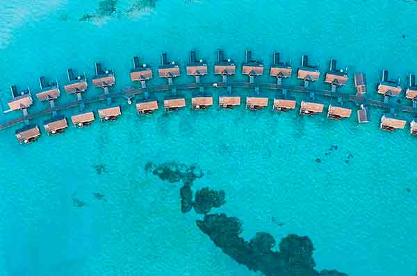 Water Bungalows del hotel de lujo en Maldivas